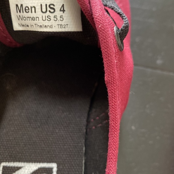 Vans TB2T Skateboard Shoes. Mens 4, Womens 5.5. Maroon - Picture 8 of 11